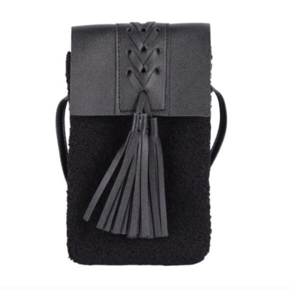 BLACK CELL PHONE CROSSBODY SHERPA BAG. Like New - Picture 1 of 3